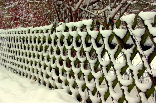 jagerzaun-im-neuschnee-4285.jpeg