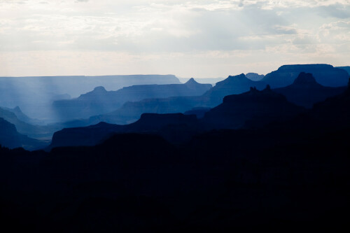 silhouette-der-berge-47896d0255c6083642e0.jpeg