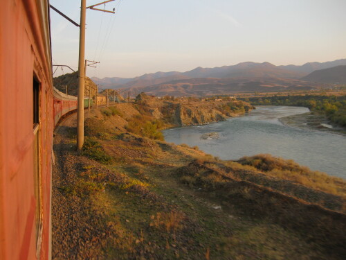 mtkvari-fluss-in-georgien-9127c6108a50b8861116.jpeg