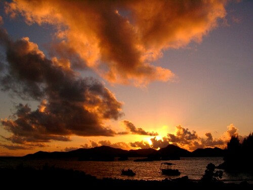 sonnenuntergang-auf-la-dique-seychellen-2858a50ebff3a8e4cd4.jpeg