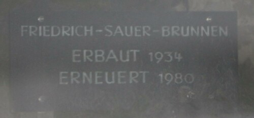 tafel-zum-friedrich-sauer-brunnen-15526.jpeg